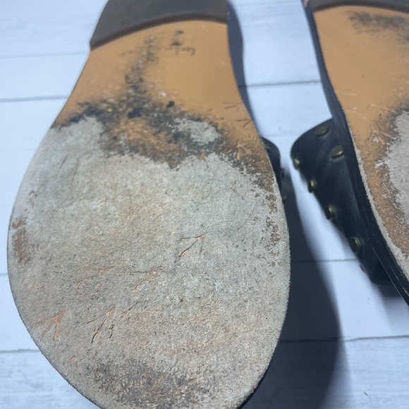 Beeks Lovebird Stud Sandals size 9 black - Picture 4 of 8